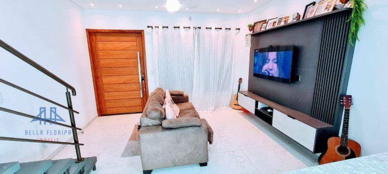 Imagem Casa com 2 Quartos à Venda, 114 m² em São João Do Rio Vermelho - Florianópolis Imagem Casa com 2 Quartos à Venda, 114 m² em São João Do Rio Vermelho - Florianópolis