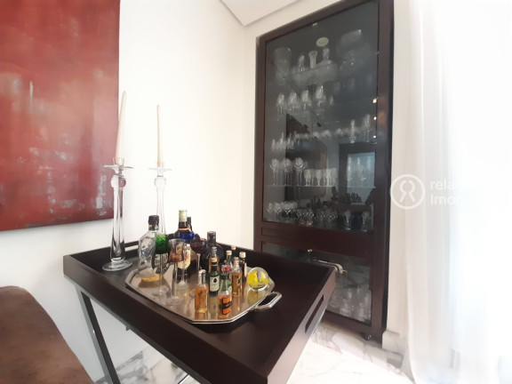 Imagem Apartamento com 4 Quartos para Alugar, 228 m² em Lourdes - Belo Horizonte Imagem Apartamento com 4 Quartos para Alugar, 228 m² em Lourdes - Belo Horizonte