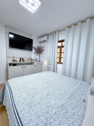 Imagem Casa com 4 Quartos à Venda, 242 m² em Barcelona - Serra