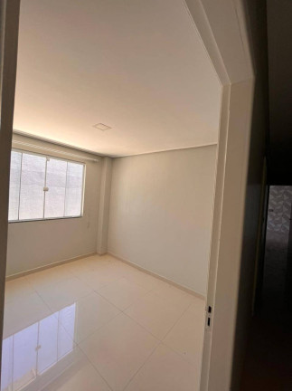 Imagem Sobrado com 3 Quartos à Venda, 165 m² em Parque Verde - Cascavel