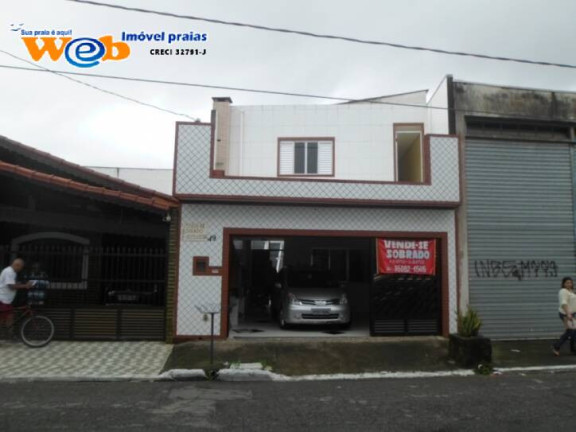 Casa com 4 Quartos à Venda, 234 m² em Praia Grande
