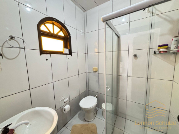 Imagem Sobrado com 6 Quartos à Venda, 225 m² em Centro - Balneário Barra Do Sul