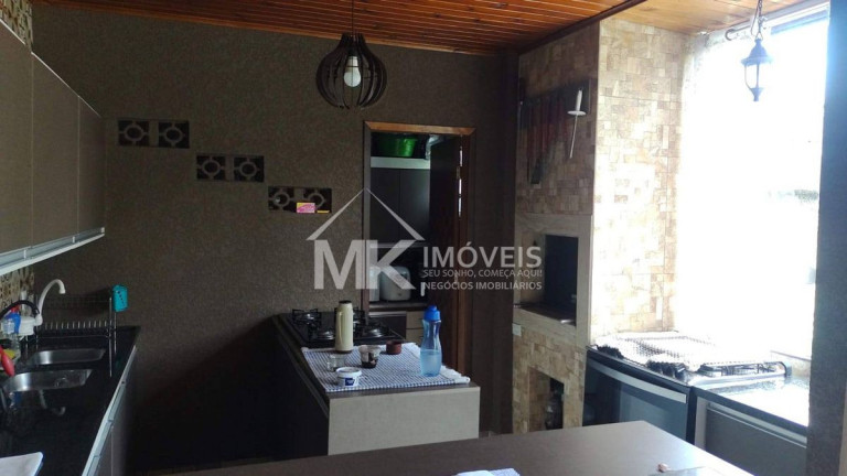 Imagem Casa com 4 Quartos à Venda, em Jardim Santa Helena - Piraquara Imagem Casa com 4 Quartos à Venda, em Jardim Santa Helena - Piraquara