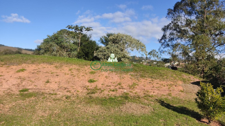 Casa à Venda, 2.879 m² em Centro - Jambeiro