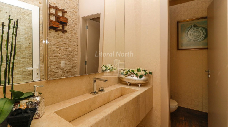 Imagem Apartamento com 3 Quartos à Venda, 235 m² em Pioneiros - Balneário Camboriú Imagem Apartamento com 3 Quartos à Venda, 235 m² em Pioneiros - Balneário Camboriú