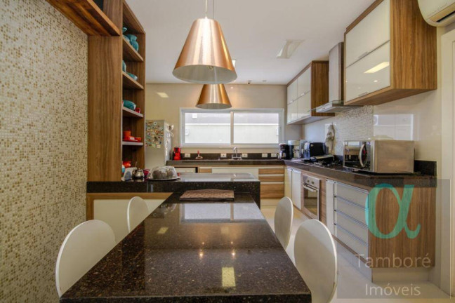 Imagem Casa com 4 Quartos à Venda, 421 m² em Alphaville - Santana De Parnaíba Imagem Casa com 4 Quartos à Venda, 421 m² em Alphaville - Santana De Parnaíba