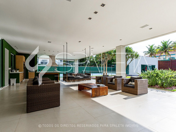 Imagem Sobrado com 7 Quartos à Venda, em Praia De Pernambuco - Guarujá Imagem Sobrado com 7 Quartos à Venda, em Praia De Pernambuco - Guarujá
