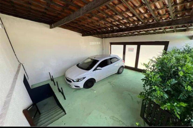 Imagem Casa com 4 Quartos à Venda, 280 m² em Candelária - Natal Imagem Casa com 4 Quartos à Venda, 280 m² em Candelária - Natal