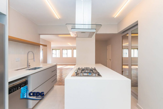 Imagem Apartamento com 3 Quartos à Venda, 146 m² em Centro - Curitiba Imagem Apartamento com 3 Quartos à Venda, 146 m² em Centro - Curitiba
