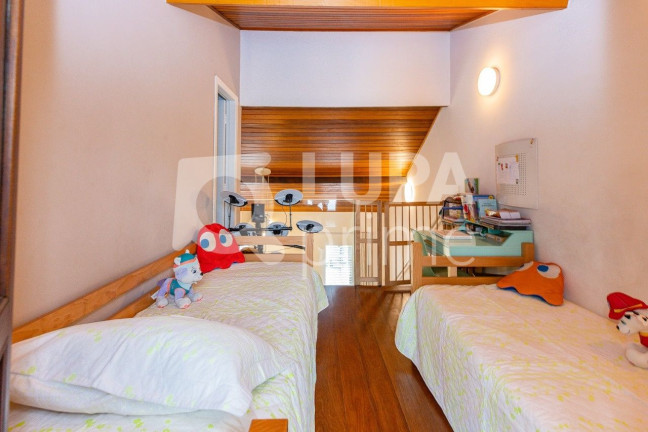 Imagem Casa com 3 Quartos à Venda, 100 m² em Jardins - São Paulo
