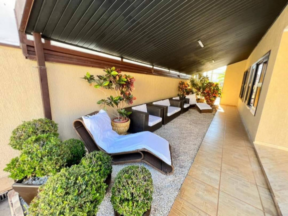 Imagem Casa com 3 Quartos à Venda, 305 m² em Centro - Boituva