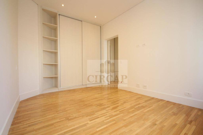 Imagem Apartamento com 3 Quartos à Venda ou Locação, 244 m² em Moema - São Paulo