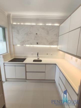 Imagem Apartamento com 3 Quartos à Venda, 102 m² em Centro - Balneário Camboriú Imagem Apartamento com 3 Quartos à Venda, 102 m² em Centro - Balneário Camboriú