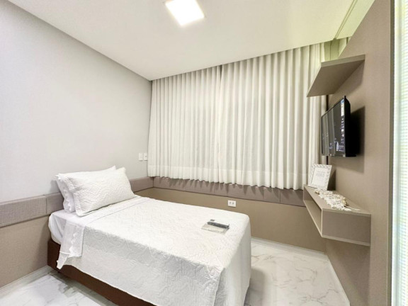 Imagem Casa com 4 Quartos à Venda, em -- - Capao Da Canoa Imagem Casa com 4 Quartos à Venda, em -- - Capao Da Canoa