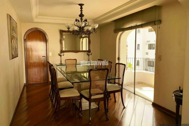 Apartamento com 4 Quartos à Venda, 300 m² em Pacaembu - São Paulo