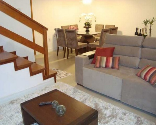 Imagem Casa com 3 Quartos à Venda, 200 m² em Jardim Itu Sabará - Porto Alegre Imagem Casa com 3 Quartos à Venda, 200 m² em Jardim Itu Sabará - Porto Alegre