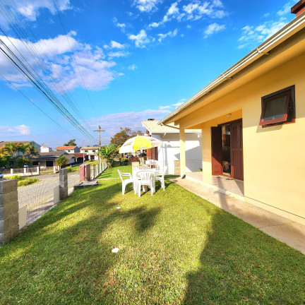 Imagem Casa com 3 Quartos à Venda, 80 m² em Ambrósio - Garopaba