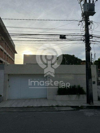 Imagem Casa com 5 Quartos à Venda, em Maraponga - Fortaleza Imagem Casa com 5 Quartos à Venda, em Maraponga - Fortaleza