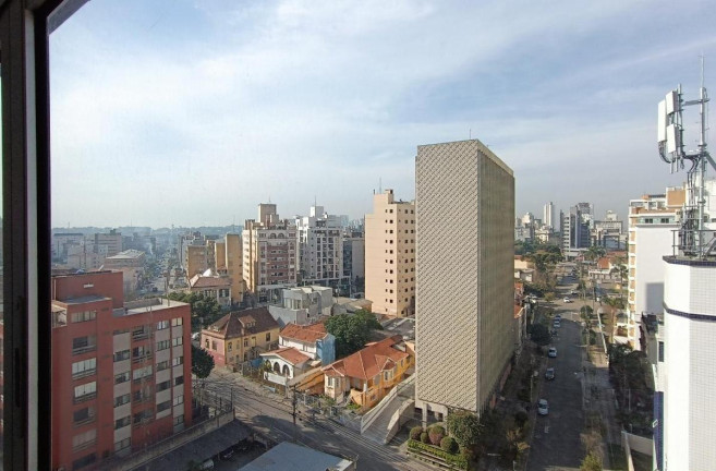 Imagem Kitnet com 1 Quarto para Alugar, 27 m² em Centro - Curitiba