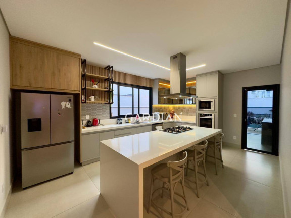 Imagem Casa com 3 Quartos à Venda, 387 m² em Jardim Residencial Helvétia Park I - Indaiatuba Imagem Casa com 3 Quartos à Venda, 387 m² em Jardim Residencial Helvétia Park I - Indaiatuba