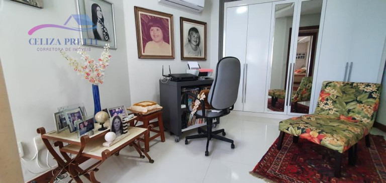 Imagem Apartamento com 4 Quartos à Venda, 211 m² em Centro - Guarapari