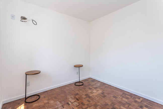 Imagem Imóvel com 1 Quarto à Venda, 40 m² em Petrópolis - Porto Alegre