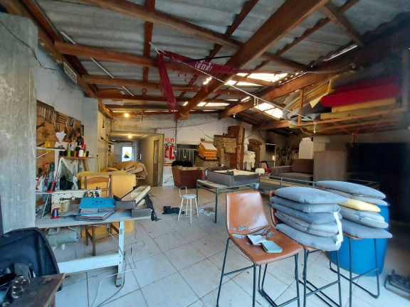 Imagem Casa com 3 Quartos à Venda, 180 m² em Sao Braz - Curitiba Imagem Casa com 3 Quartos à Venda, 180 m² em Sao Braz - Curitiba