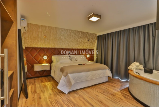 Imagem Imóvel com 10 Quartos à Venda, 520 m² em Região Do Atalaia - Campos Do Jordão Imagem Imóvel com 10 Quartos à Venda, 520 m² em Região Do Atalaia - Campos Do Jordão