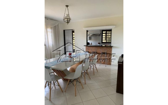 Imagem Casa à Venda, 330 m² em Arujá - Arujá Imagem Casa à Venda, 330 m² em Arujá - Arujá