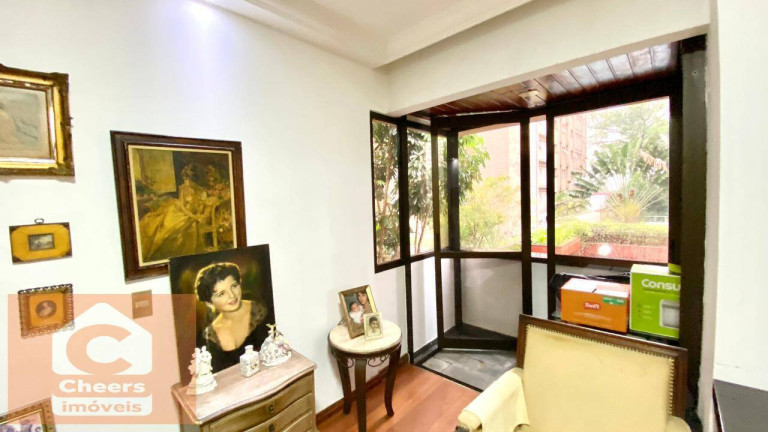 Apartamento com 4 Quartos à Venda, 130 m² em Moema - São Paulo