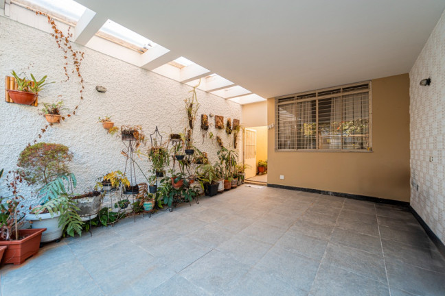 Imagem Casa com 3 Quartos à Venda, 161 m² em Indianópolis - São Paulo Imagem Casa com 3 Quartos à Venda, 161 m² em Indianópolis - São Paulo