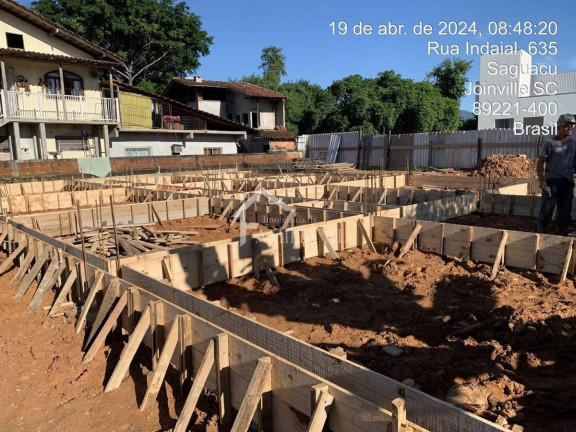 Imagem Casa com 3 Quartos à Venda, 111 m² em Saguaçu - Joinville Imagem Casa com 3 Quartos à Venda, 111 m² em Saguaçu - Joinville