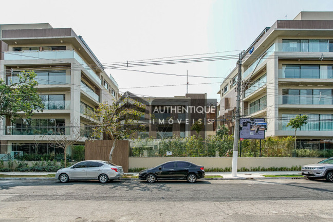 Imagem Apartamento com 3 Quartos à Venda, 243 m² em Alto De Pinheiros - São Paulo Imagem Apartamento com 3 Quartos à Venda, 243 m² em Alto De Pinheiros - São Paulo