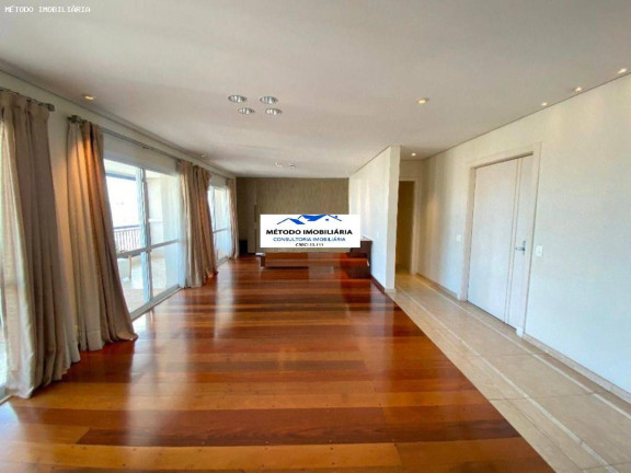 Imagem Imóvel com 4 Quartos à Venda, 250 m² em Moema - São Paulo