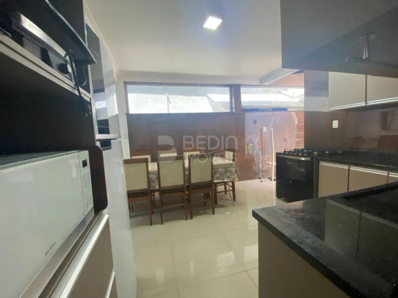 Imagem Casa com 3 Quartos para Temporada, 150 m² em Centro - Balneário Camboriú