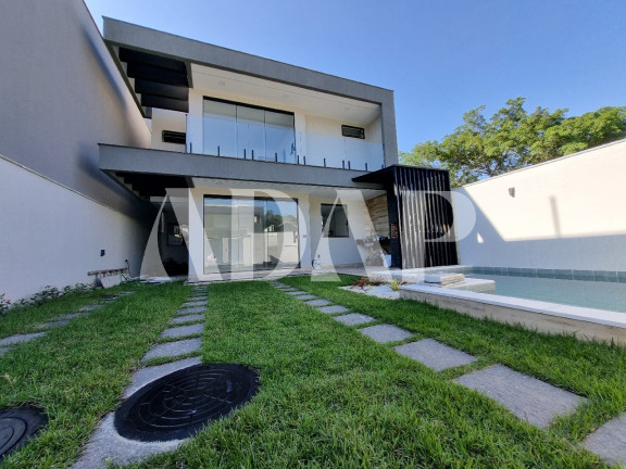 Casa com 4 Quartos à Venda, 200 m² em Vargem Pequena - Rio De Janeiro