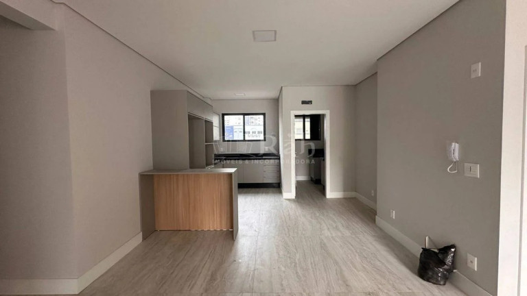 Imagem Apartamento com 4 Quartos à Venda, 146 m² em Pioneiros - Balneário Camboriú Imagem Apartamento com 4 Quartos à Venda, 146 m² em Pioneiros - Balneário Camboriú