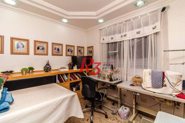Imagem Sobrado com 5 Quartos à Venda, 267 m² em Embaré - Santos