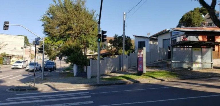 Imagem Terreno à Venda, em Bigorrilho - Curitiba Imagem Terreno à Venda, em Bigorrilho - Curitiba