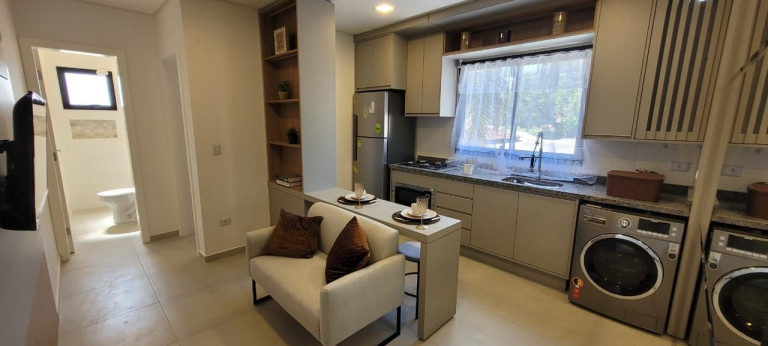 Imagem Apartamento com 1 Quarto à Venda, 60 m² em Cajuru - Curitiba