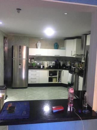 Imagem Sobrado com 6 Quartos à Venda, 320 m² em Jardim Guilhermino - Guarulhos Imagem Sobrado com 6 Quartos à Venda, 320 m² em Jardim Guilhermino - Guarulhos