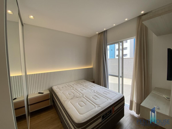 Imagem Apartamento com 3 Quartos à Venda, 196 m² em Centro - Balneário Camboriú
