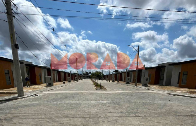 Imagem Casa com 3 Quartos à Venda, 230 m² em Sim - Feira De Santana