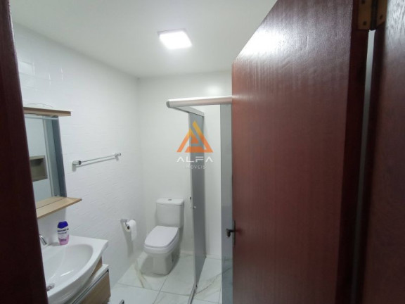 Imagem Casa com 3 Quartos à Venda, 120 m²