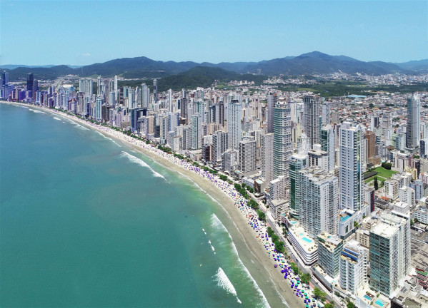 Imagem Cobertura com 5 Quartos à Venda, 338 m² em Centro - Balneário Camboriú Imagem Cobertura com 5 Quartos à Venda, 338 m² em Centro - Balneário Camboriú