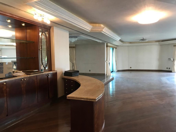 Imagem Imóvel com 4 Quartos à Venda, 640 m² em Moema - São Paulo Imagem Imóvel com 4 Quartos à Venda, 640 m² em Moema - São Paulo
