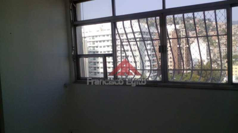 Imagem Apartamento com 2 Quartos à Venda, 75 m² em Icaraí - Niterói Imagem Apartamento com 2 Quartos à Venda, 75 m² em Icaraí - Niterói