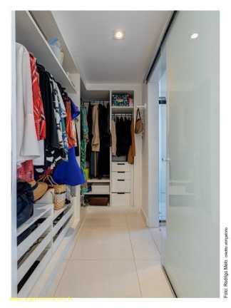 Imagem Imóvel com 3 Quartos à Venda, 165 m² em Vitória - Salvador Imagem Imóvel com 3 Quartos à Venda, 165 m² em Vitória - Salvador