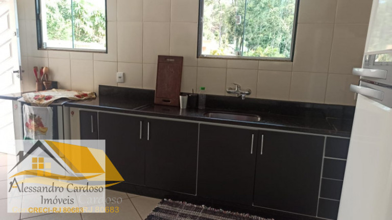 Imagem Casa com 4 Quartos à Venda, 500 m² em Parque Santa Elisa - Nova Friburgo