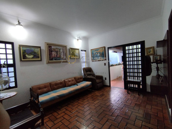 Imagem Sobrado com 4 Quartos à Venda, 420 m² em Centro - Botucatu
